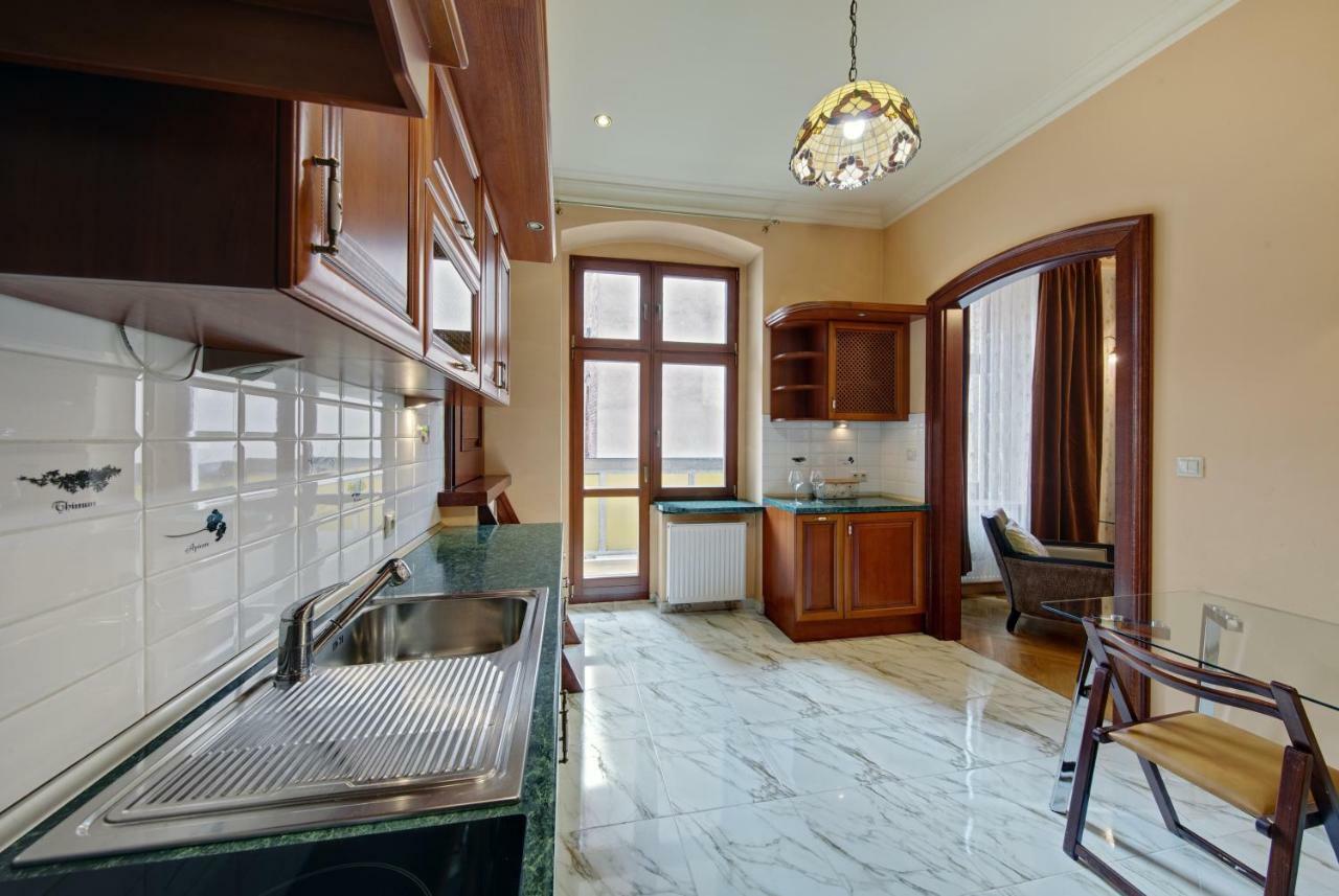 Apartamenty Tessa Jagiellonska كاتوفيتسه المظهر الخارجي الصورة