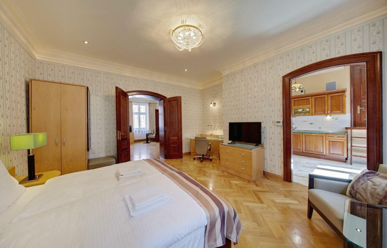Apartamenty Tessa Jagiellonska كاتوفيتسه المظهر الخارجي الصورة